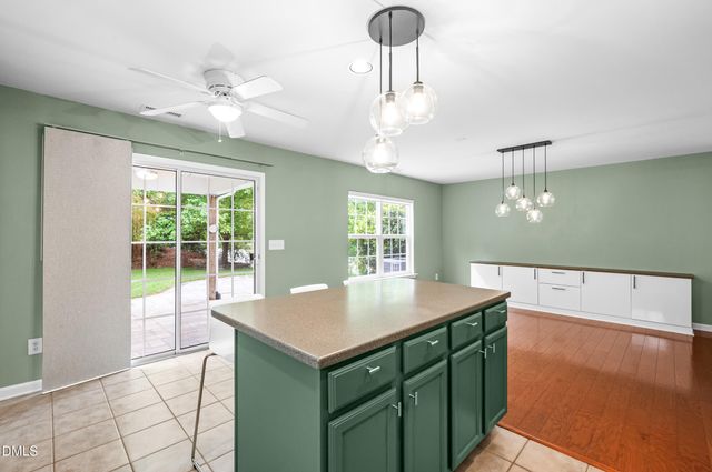 4000 Remington Oaks Circle, Cary, NC 27519