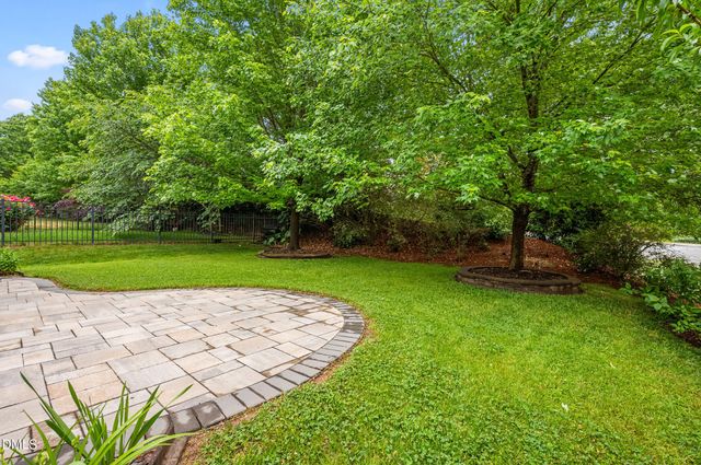 4000 Remington Oaks Circle, Cary, NC 27519