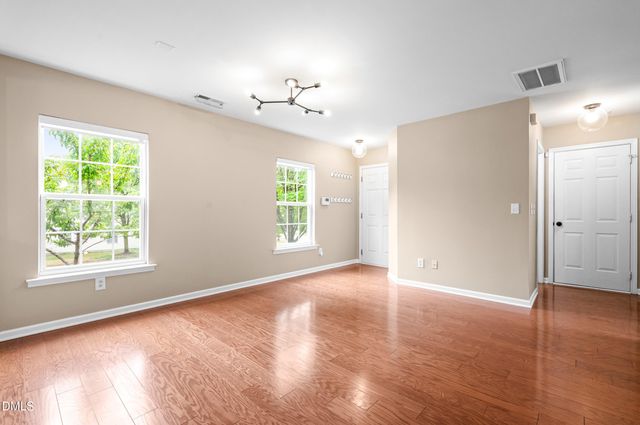 4000 Remington Oaks Circle, Cary, NC 27519