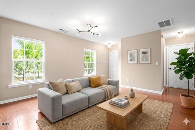 4000 Remington Oaks Circle, Cary, NC 27519