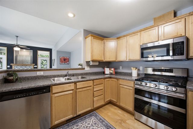 118 Broadmoor Lane, Iowa City, IA 52245