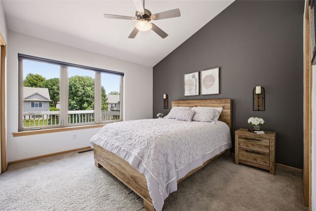 118 Broadmoor Lane, Iowa City, IA 52245