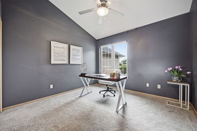 118 Broadmoor Lane, Iowa City, IA 52245