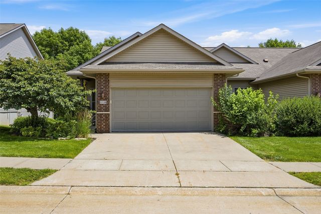 118 Broadmoor Lane, Iowa City, IA 52245