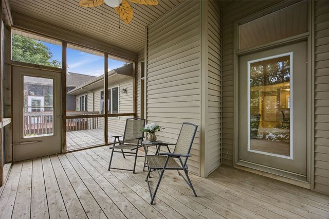 118 Broadmoor Lane, Iowa City, IA 52245