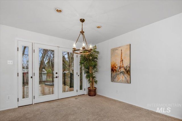 1184 Downing Dr, Eagle, ID 83616