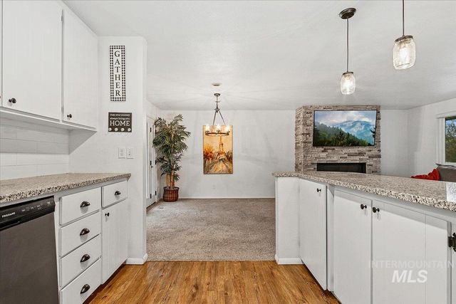 1184 Downing Dr, Eagle, ID 83616