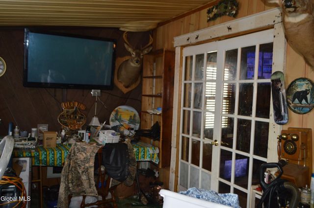 834 County Hwy 110, Broadalbin, NY 12025