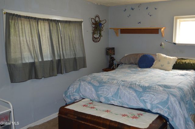 834 County Hwy 110, Broadalbin, NY 12025