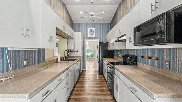 549 PENINSULAR DRIVE, Lakeland, FL 33813