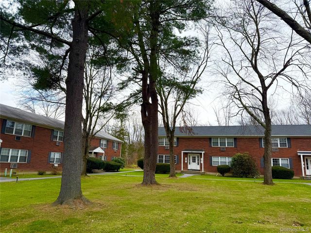 5 Wildwood Drive 9A, Wappingers Falls, NY 12590