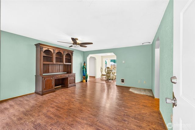 104 Barbara Lane, Everett, WA 98203