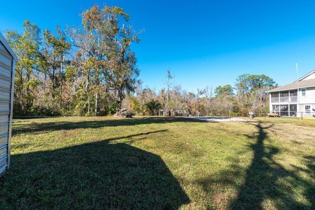 5079 Hide-A-Way Dr, Jacksonville, FL 32258