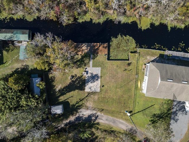 5079 Hide-A-Way Dr, Jacksonville, FL 32258