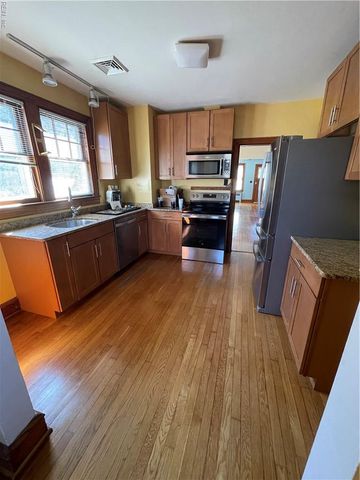 236 Pocahontas PL, Hampton, VA 23661