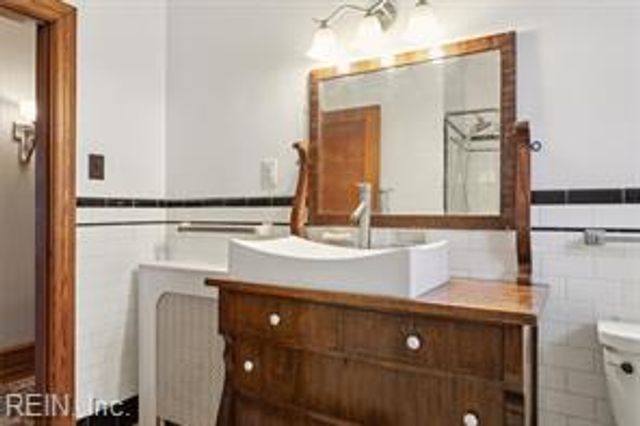 236 Pocahontas PL, Hampton, VA 23661