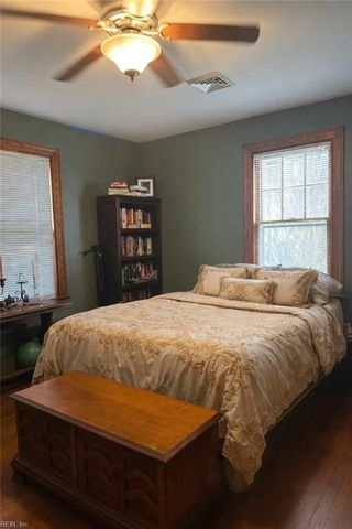 236 Pocahontas PL, Hampton, VA 23661