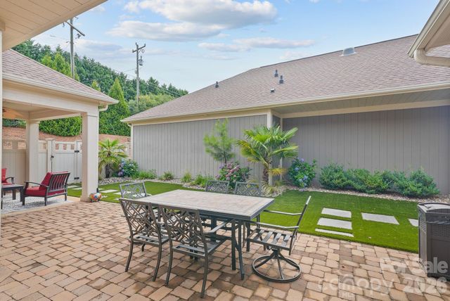 159 Brawley Point Circle, Mooresville, NC 28117