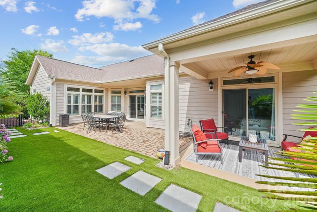 159 Brawley Point Circle, Mooresville, NC 28117