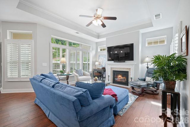 159 Brawley Point Circle, Mooresville, NC 28117