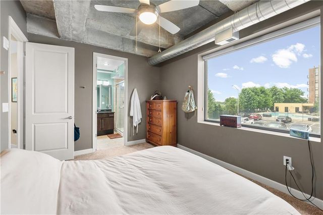 2940 Baltimore Avenue 1201, Kansas City, MO 64108