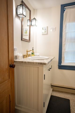 1825 Main St, Barnstable, MA 02668