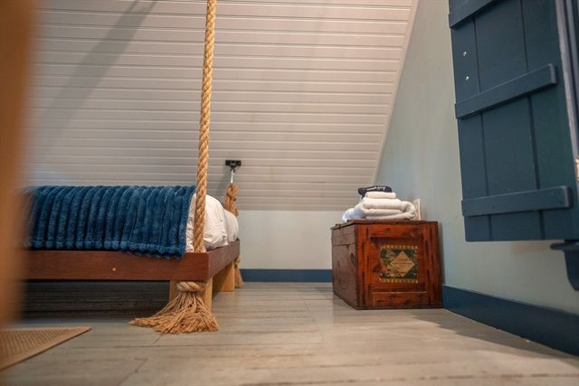 1825 Main St, Barnstable, MA 02668