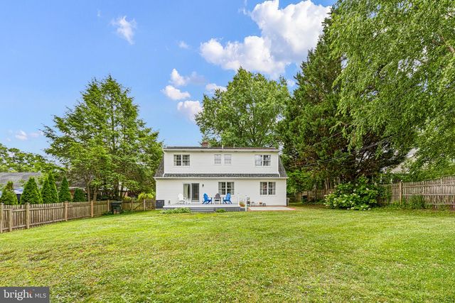 52 SUNSET RD, Newark, DE 19711