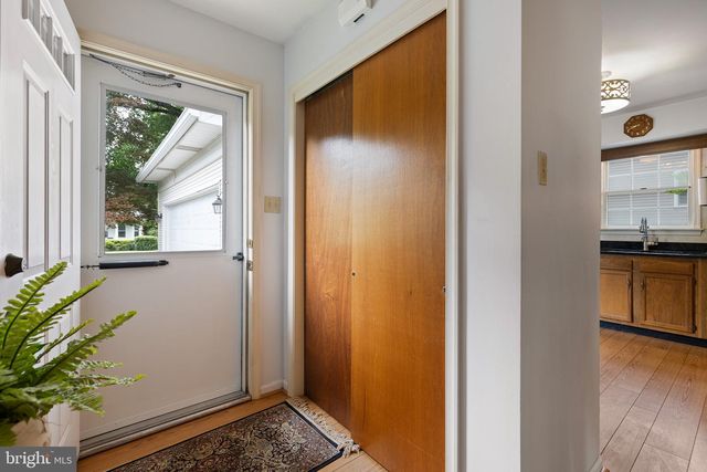 52 SUNSET RD, Newark, DE 19711