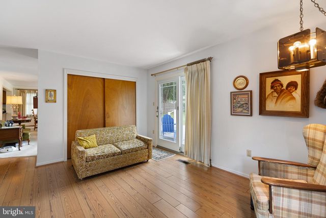 52 SUNSET RD, Newark, DE 19711