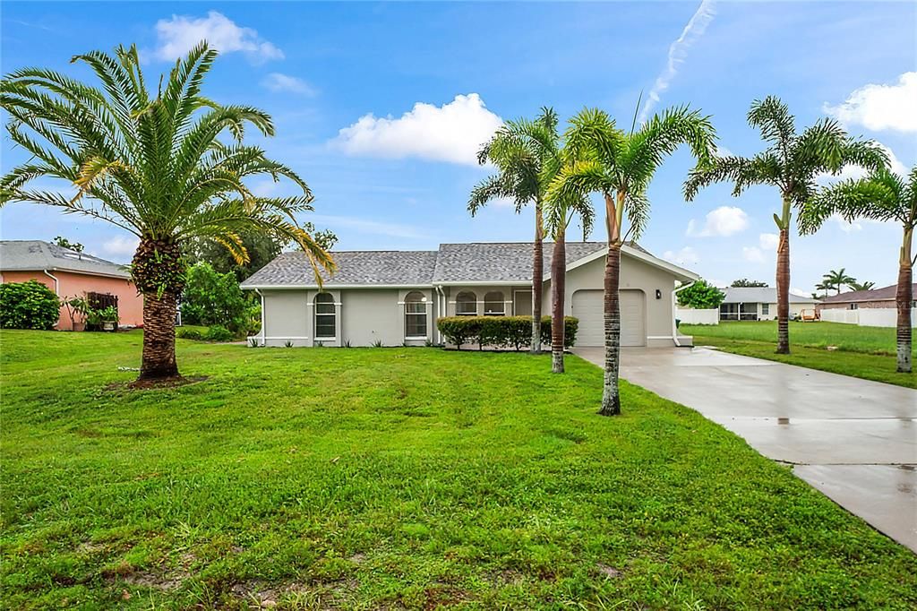 711 SW 11TH AVENUE, Cape Coral, FL 33991