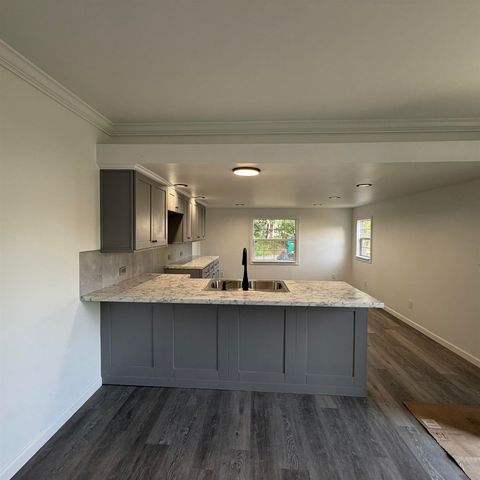 25 Riverview Drive, Rochester, NH 03867