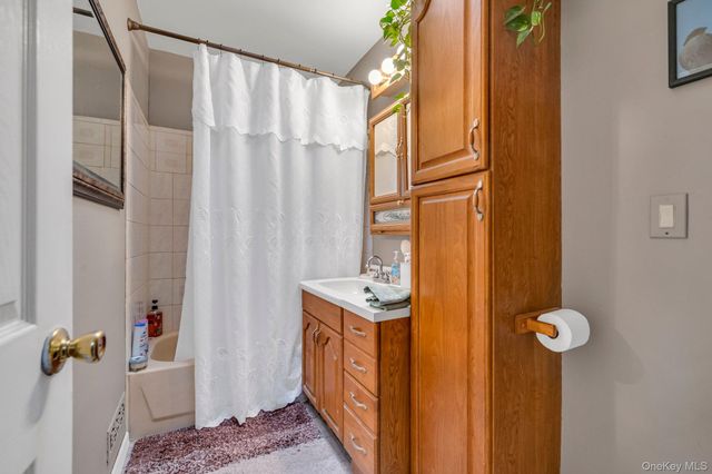 1019 Vincent Avenue, Bronx, NY 10465