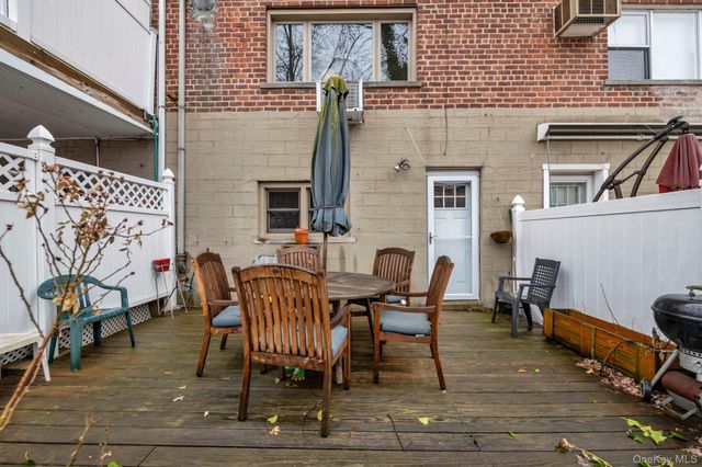 1019 Vincent Avenue, Bronx, NY 10465