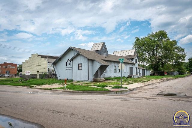 1435 SE Madison ST, Topeka, KS 66607