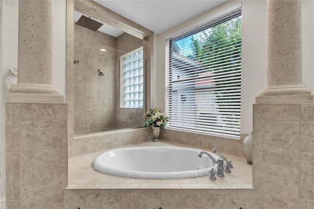 805 3RD STREET E, Palmetto, FL 34221