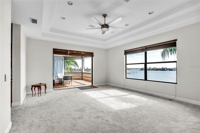 805 3RD STREET E, Palmetto, FL 34221