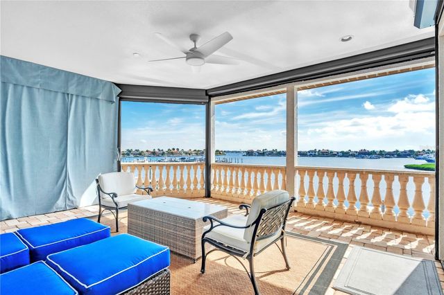 805 3RD STREET E, Palmetto, FL 34221