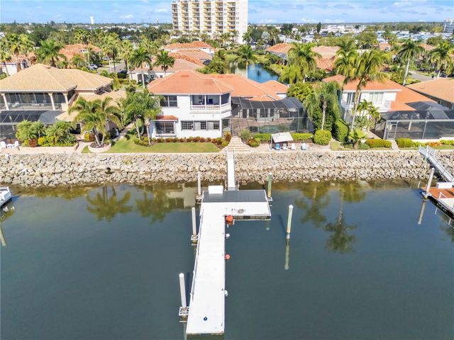 805 3RD STREET E, Palmetto, FL 34221