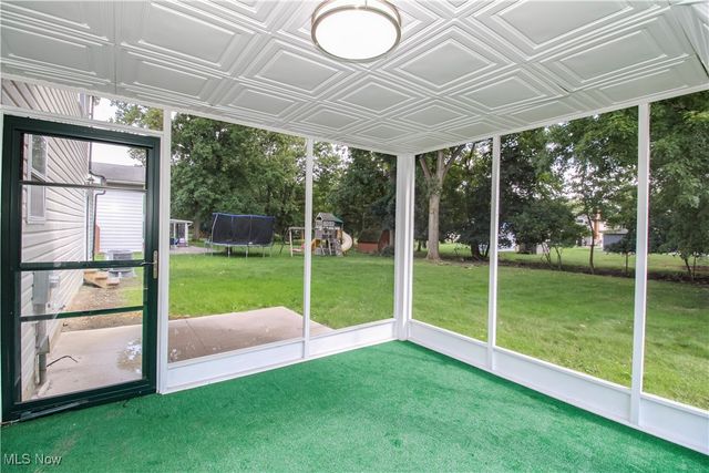 24757 Meadow Lane, Westlake, OH 44145