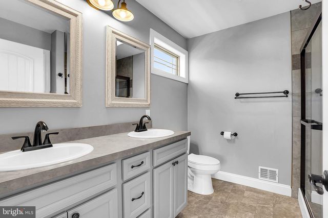 11196 GOPHER DR N, Waynesboro, PA 17268