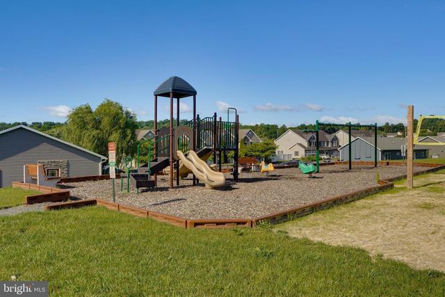 11196 GOPHER DR N, Waynesboro, PA 17268