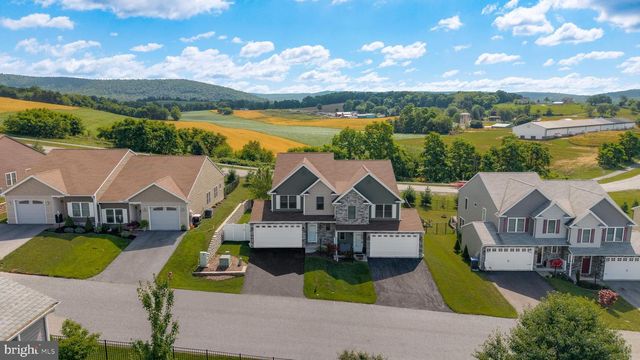 11196 GOPHER DR N, Waynesboro, PA 17268