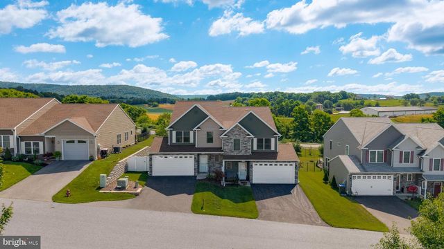 11196 GOPHER DR N, Waynesboro, PA 17268