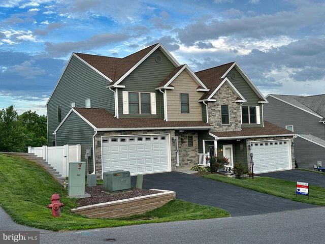 11196 GOPHER DR N, Waynesboro, PA 17268