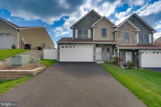 11196 GOPHER DR N, Waynesboro, PA 17268