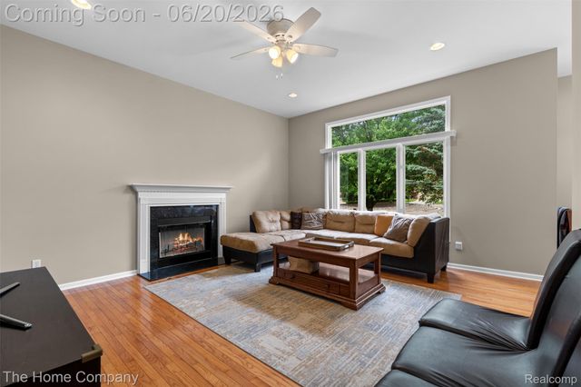 41278 Scarborough Lane, Novi, MI 48375