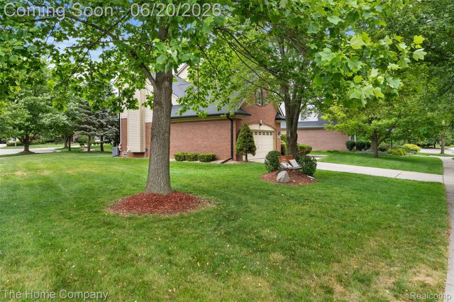41278 Scarborough Lane, Novi, MI 48375