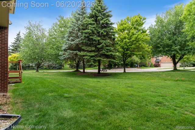 41278 Scarborough Lane, Novi, MI 48375