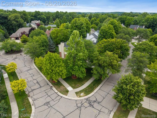41278 Scarborough Lane, Novi, MI 48375